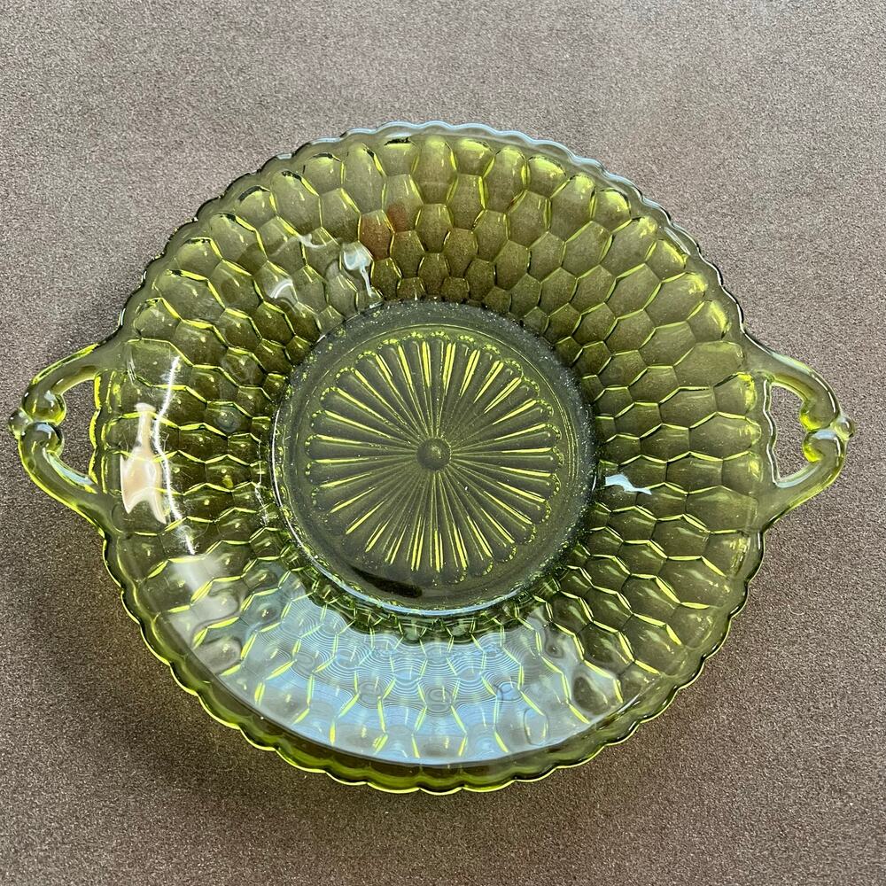 Vintage Indiana Glass Avocado Green Honeycomb Pattern Candy Trinket Dish MCM